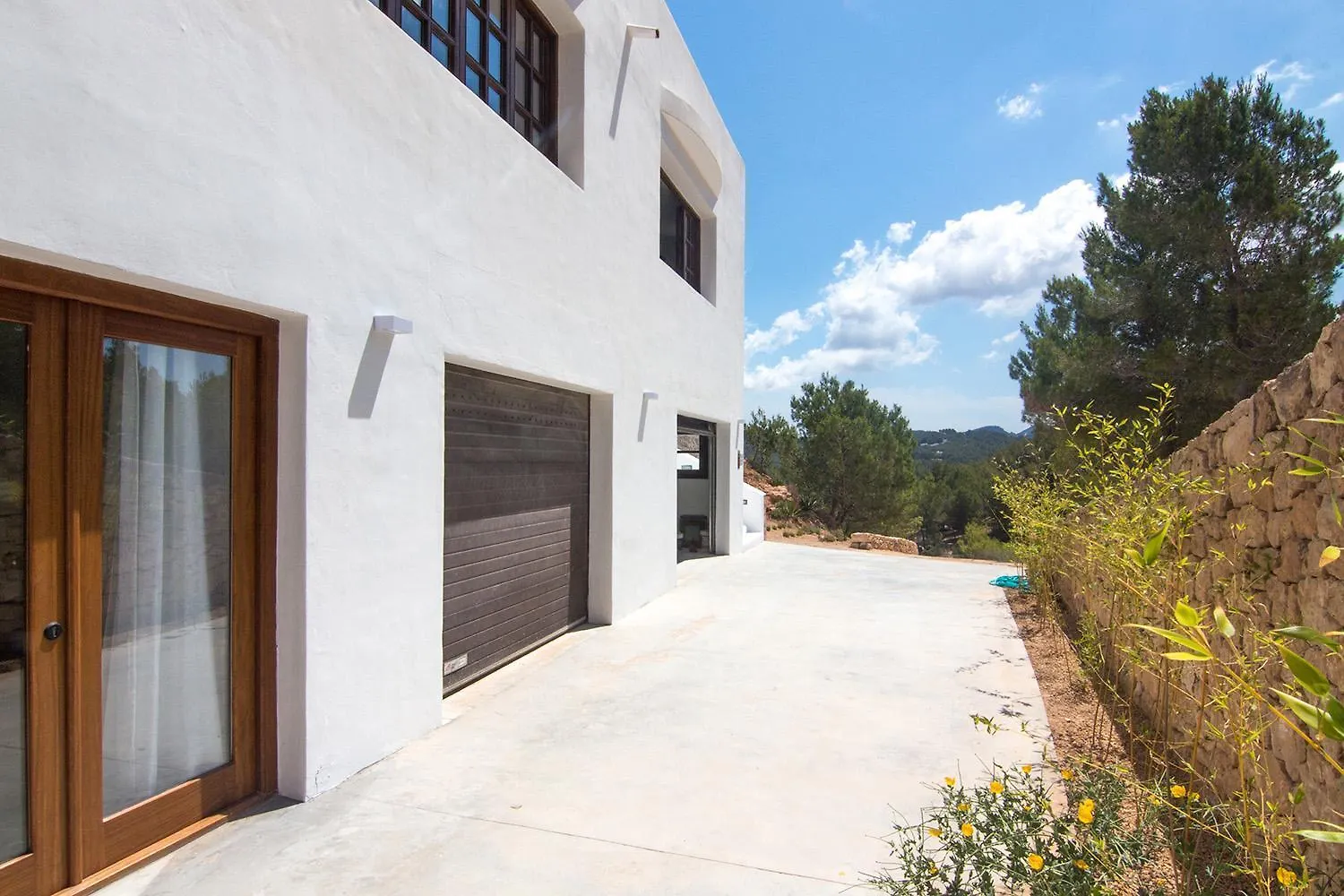San Josep 6-Bed Villa Sleeps 14 Pool & Sea View  San José